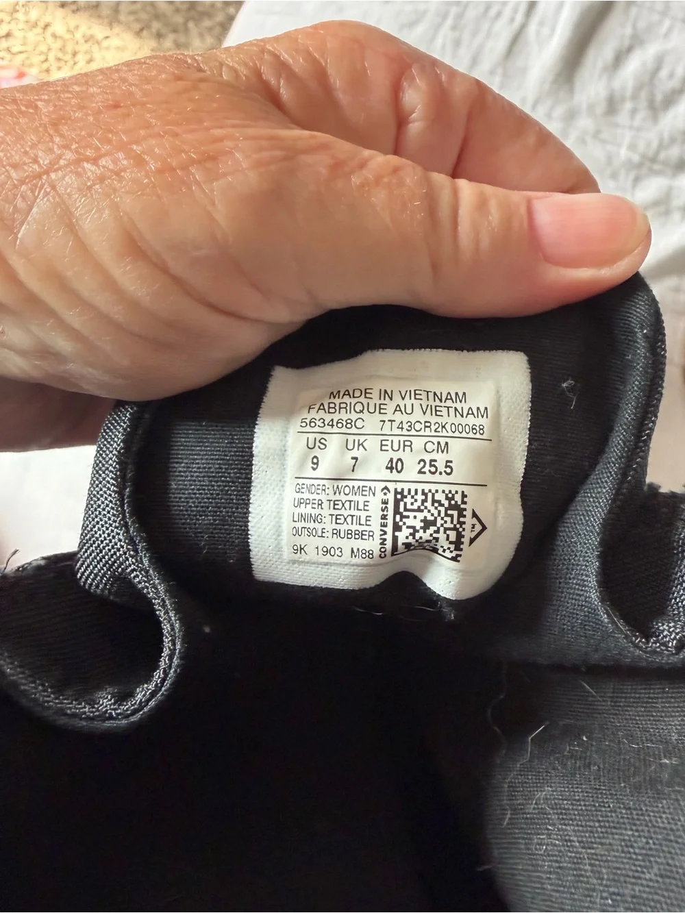 Converse Women’s Chuck Taylor Black Boots - Picture 7 of 8